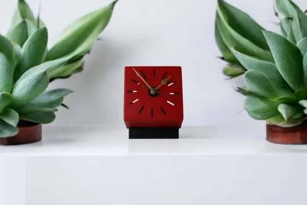 Matte Cube Table Clock - Image 4